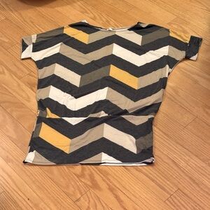 Elegant Navy and Gold Tunic - Chevron Pattern - Stylish and Comfortable - NWOT